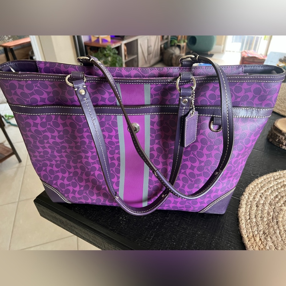 LARGE COACH TOTE BAG